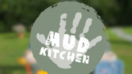 Smoby Life - Mud Kitchen (7600840208) - With hands - FR 